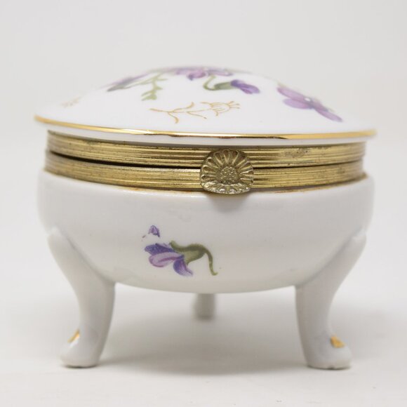 VTG Trinket Box Footed Purple Violets Porcelain Hand Painted Gold Hinge Round - Picture 2 of 16